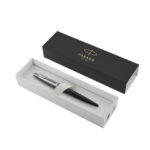 Ручка шариковая PARKER "Jotter Core Bond Street Black CT", корпус черный, детали хром, синяя, 1953184 — арт. SAMSON-142381